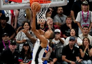 托尼·帕克:文班亚马是目前最强的NBA球员 从未见过这样的天才