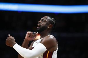 韦德:我的生涯前五年是名人堂级别的 当时我的目标是成为GOAT!