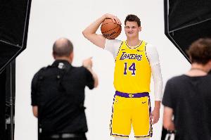 蜘蛛直播-专业体育直播|五大联赛|NBA直播|中超直播